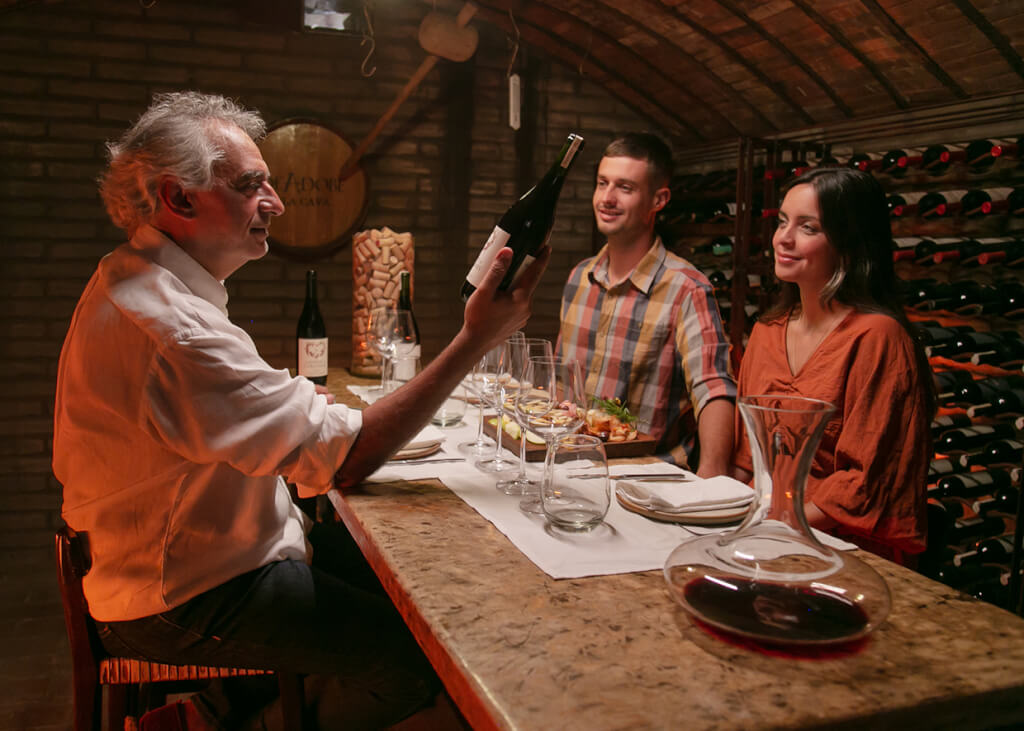 Visita con Menú y Maridaje – Posada y Bodega La Matilde